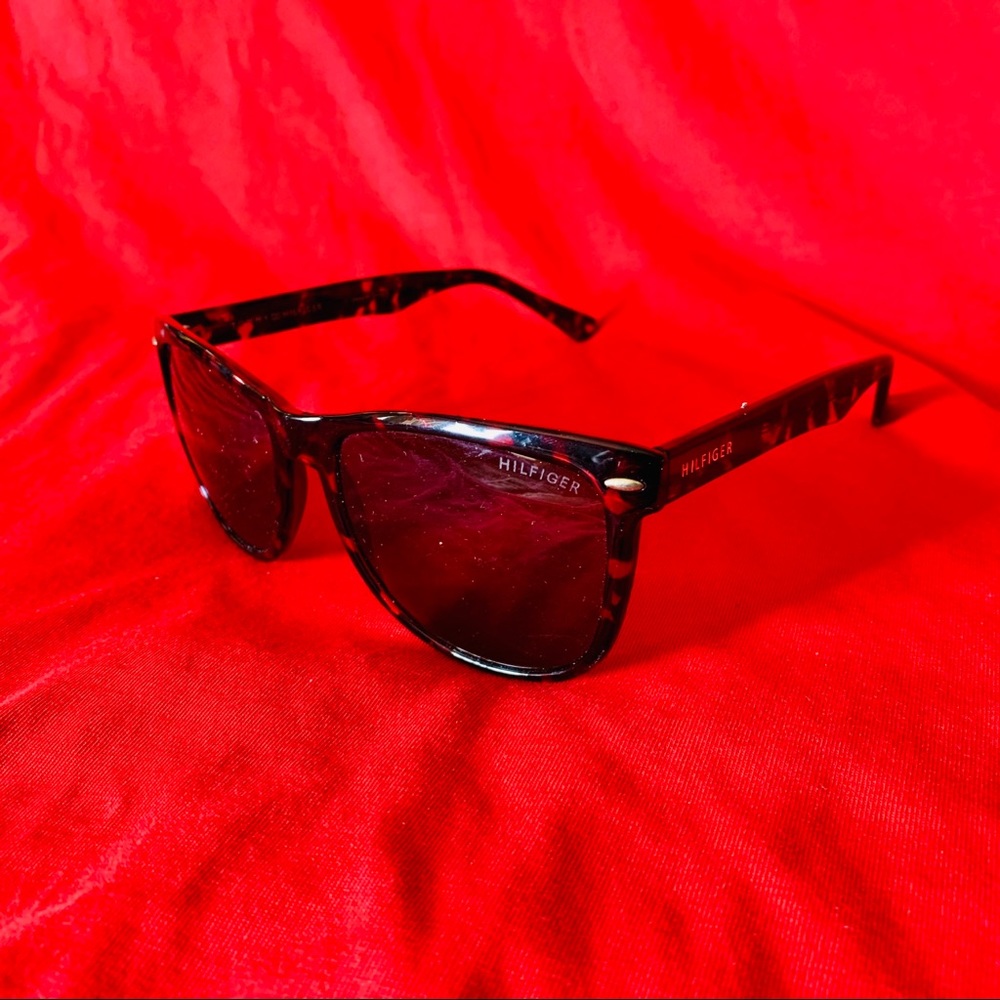 Unisex Tommy Hilfiger Sunglasses